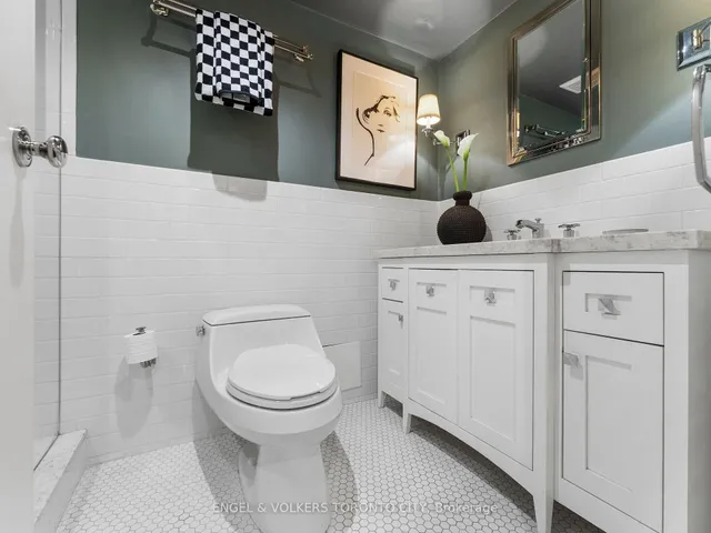 Additional image 28 of 35 Church St Unit 811