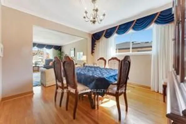 Additional image 6 of 3592 Stonecreek Cres