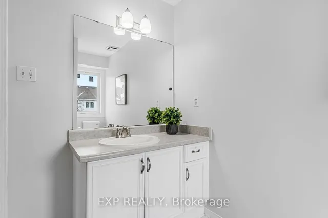 Additional image 27 of 53 Wickstead Crt