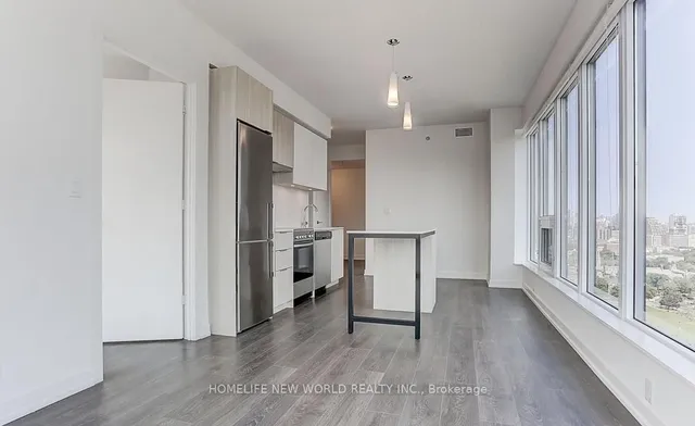 Additional image 9 of 203 College St Unit 1408