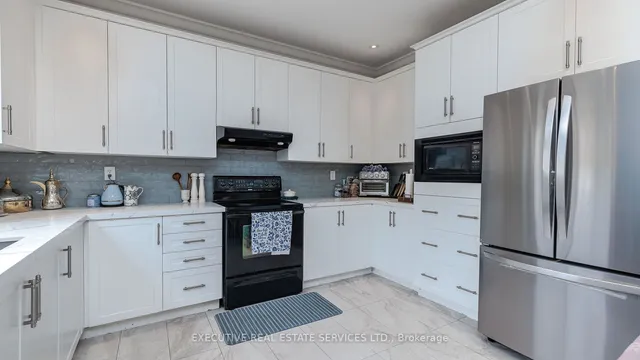 Additional image 16 of 1129 Meighen Way