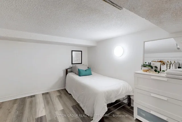 Additional image 24 of 694 Old Weston Rd