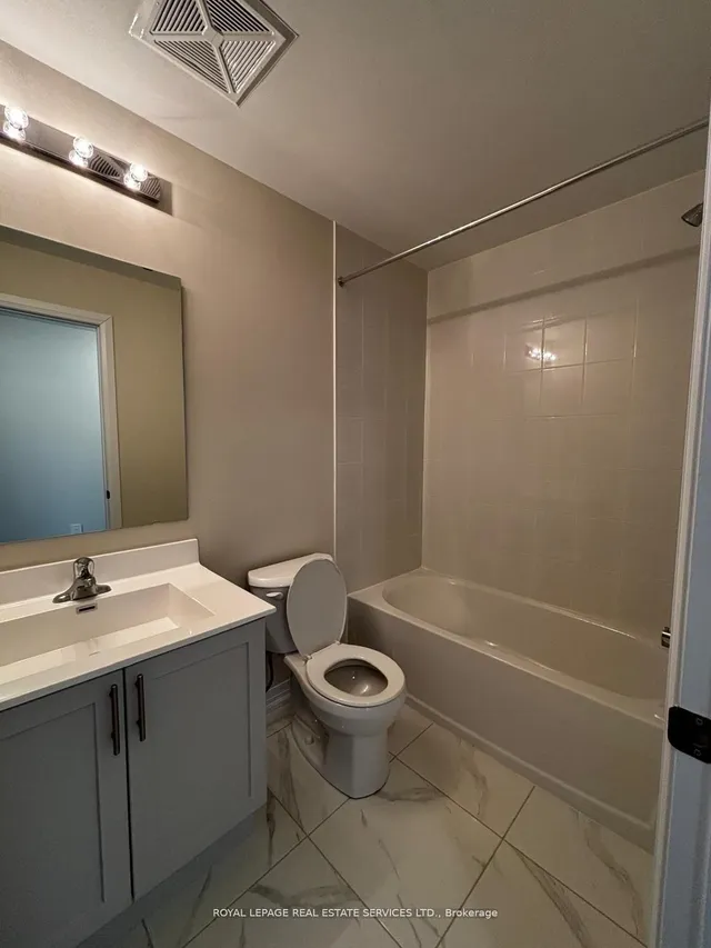 Additional image 18 of 8175 Britannia Rd Unit 907