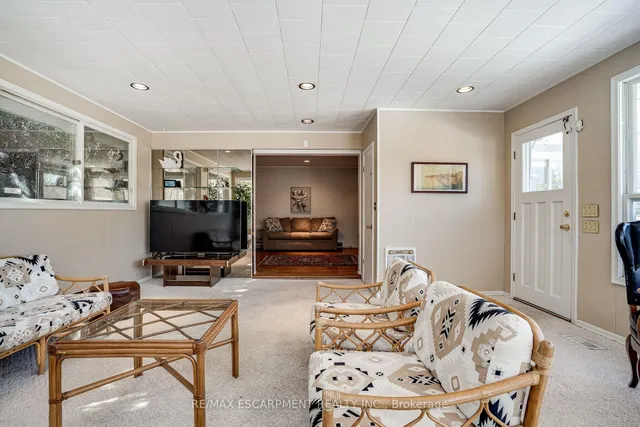 Additional image 24 of 25 ROBINHOOD Dr