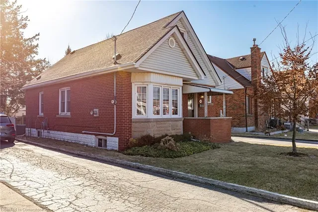 Additional image 2 of 19 Woodbridge Rd