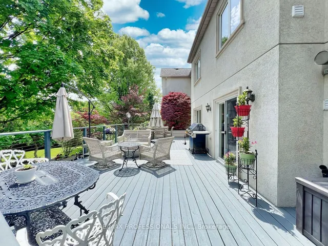 Additional image 39 of 163 Martin Grove Rd