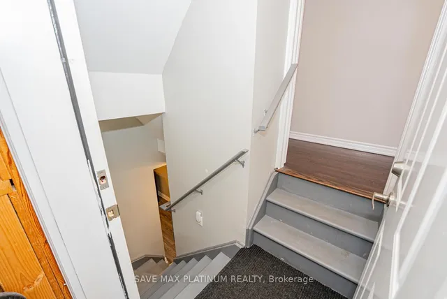 Additional image 39 of 12 Hatton Crt