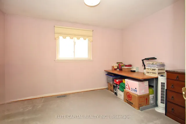 Additional image 27 of 24 Hoseyhill Cres