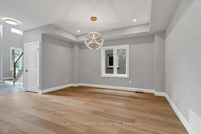 Additional image 6 of 382 B Southcote Rd