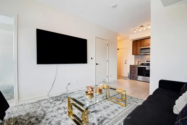 Additional image 33 of 8010 Derry Rd Unit 901