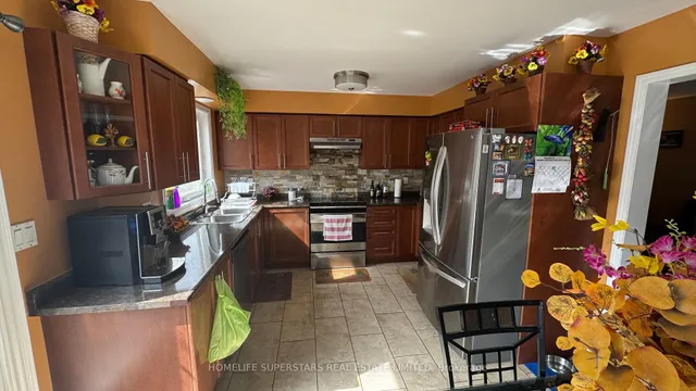 Additional image 12 of 980 Peter Robertson Blvd