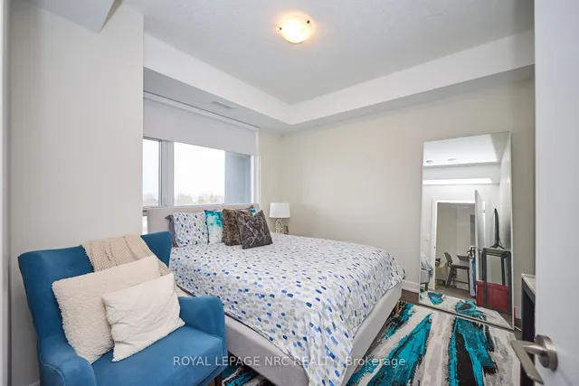 Additional image 11 of 600 North Service Rd Unit 415