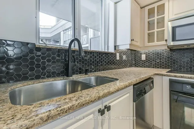 Additional image 22 of 140 Simcoe St Unit 1520