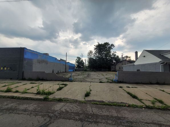 7147 Puritan St, Detroit, MI 48238