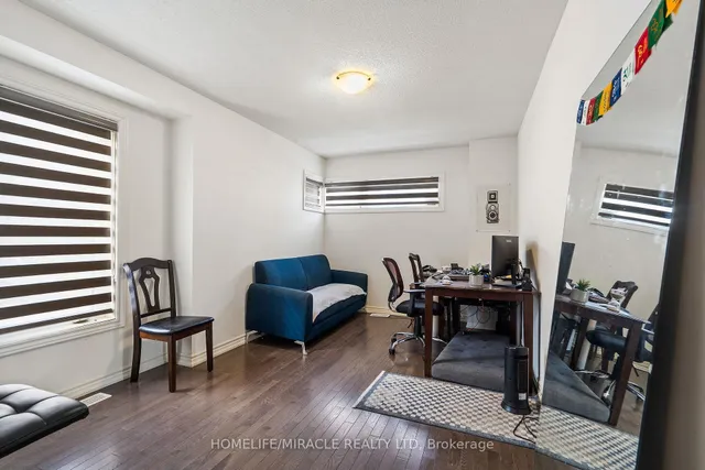 Additional image 3 of 68 Donald Ficht Cres