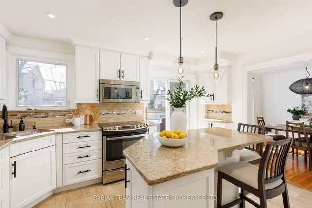 Additional image 14 of 17 Reid  Manor N/A