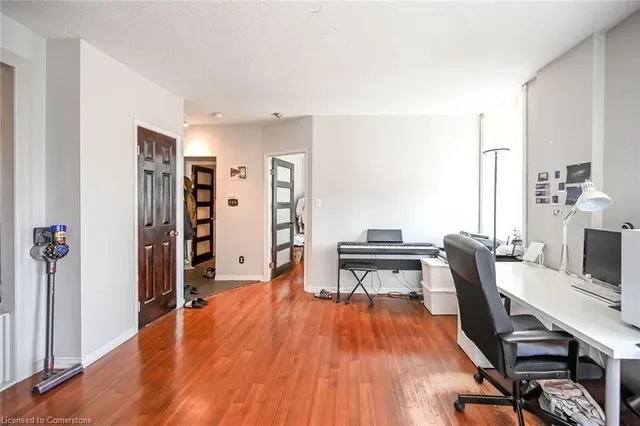 Additional image 16 of 36 James St Unit 905