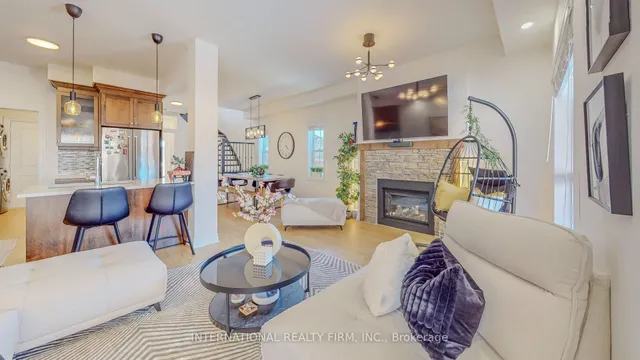 Additional image 18 of 275 Falconridge Dr