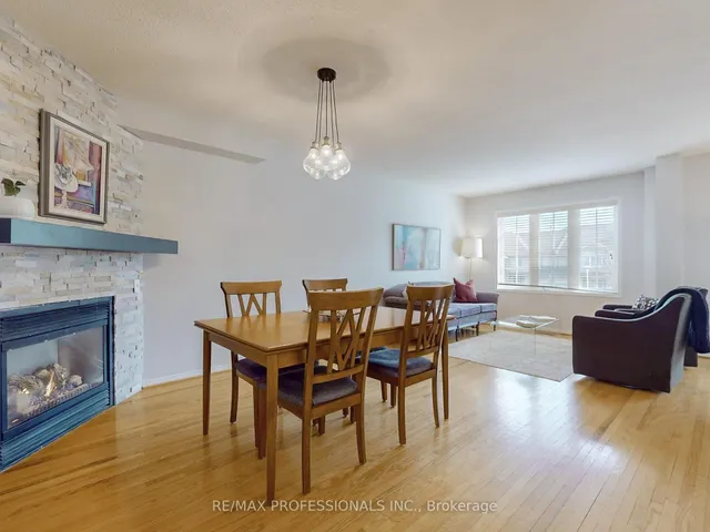 Additional image 11 of 14 Formula Crt