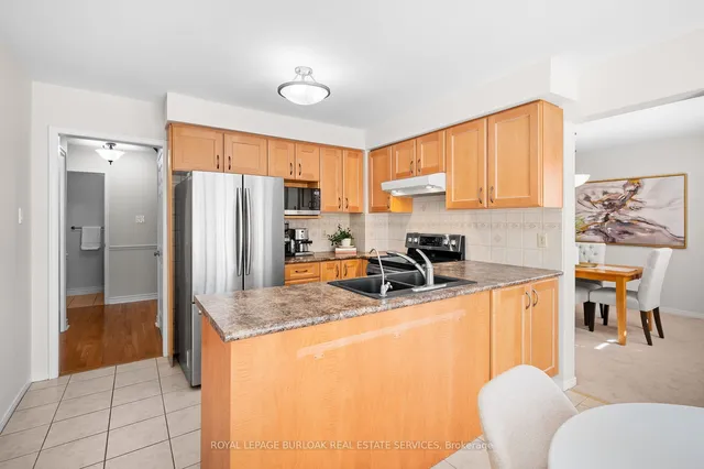 Additional image 11 of 3264 Mead Cres