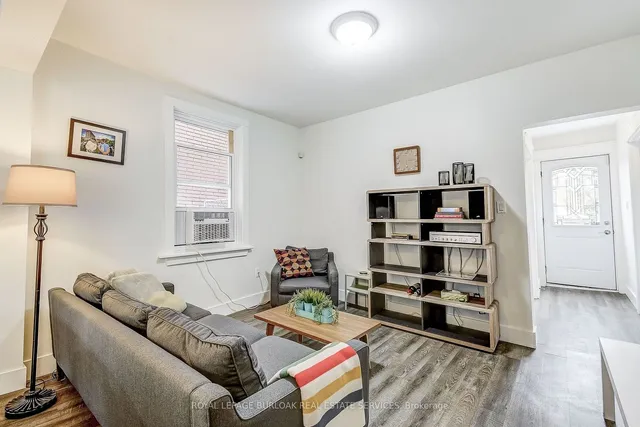 Additional image 9 of 185 Simcoe St