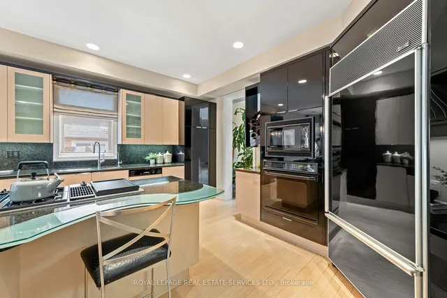 Additional image 23 of 477 Old Orchard Grve