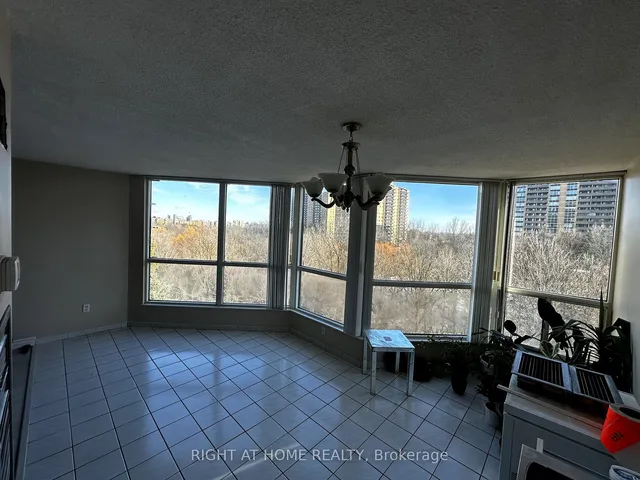 Additional image 10 of 5 Rowntree Rd Unit 404