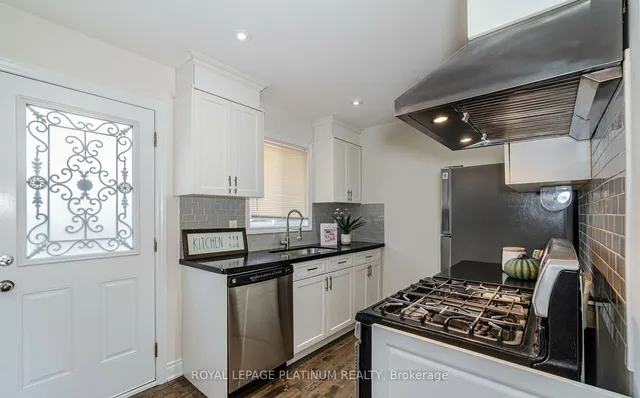 Additional image 11 of 228 Martindale Cres