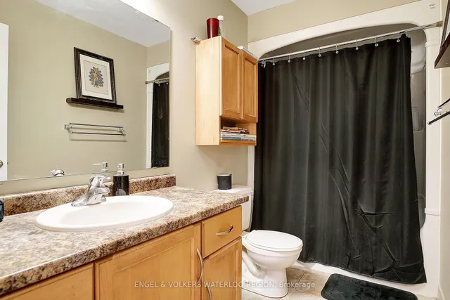 Additional image 19 of 165 Duke St Unit 212