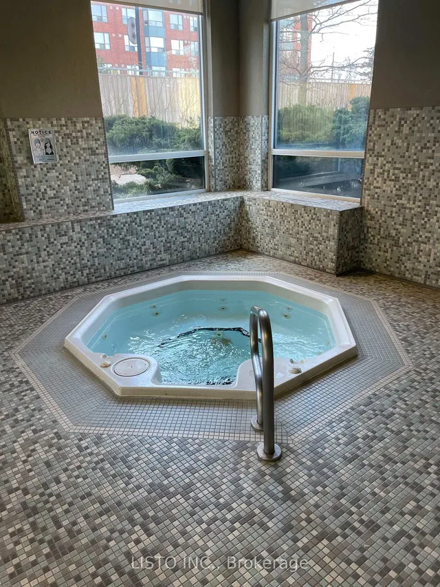 Additional image 43 of 68 Grangeway Ave Unit 906