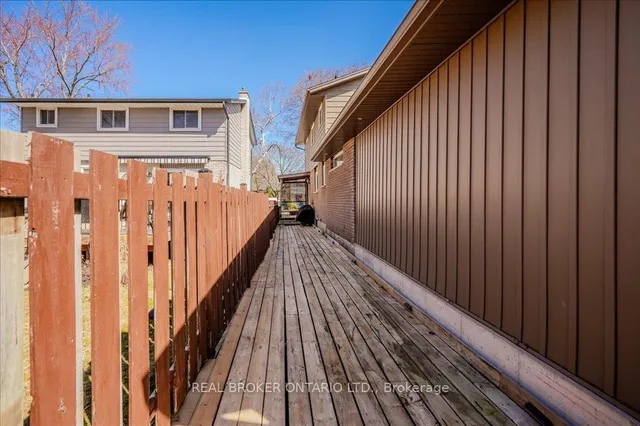 Additional image 42 of 60 Silverspring Cres