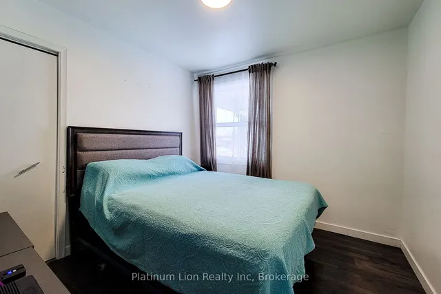 Additional image 5 of 8 Basswood Crt