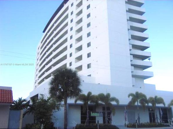 36 NW 6th Ave #PENTHOUSE 3, Miami, FL 33128