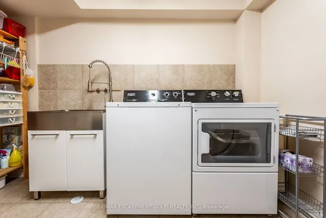 Additional image 28 of 35 Chiara Dr