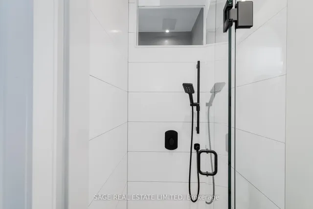 Additional image 30 of 31 Kelvin Ave