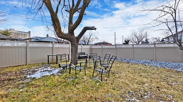 Additional image 32 of 23 Garfield Cres