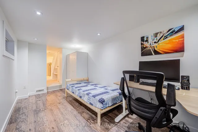 Additional image 25 of 102 Frater Ave