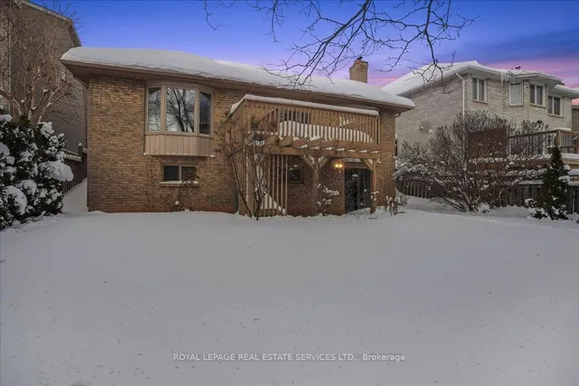 Additional image 44 of 2076 Pelee Blvd