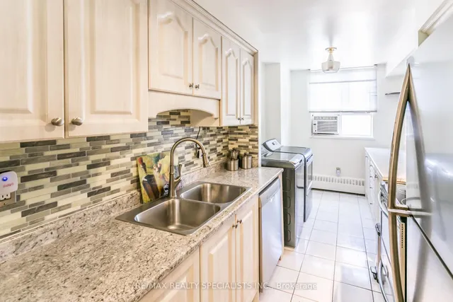 Additional image 15 of 1615 Bloor St Unit 206