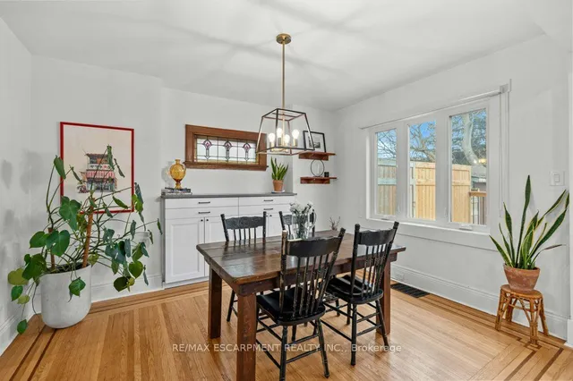 Additional image 15 of 92 Graham Ave