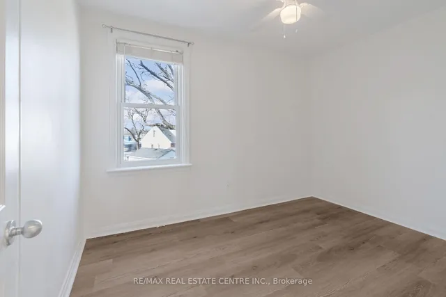 Additional image 25 of 76 Cloverhill Rd