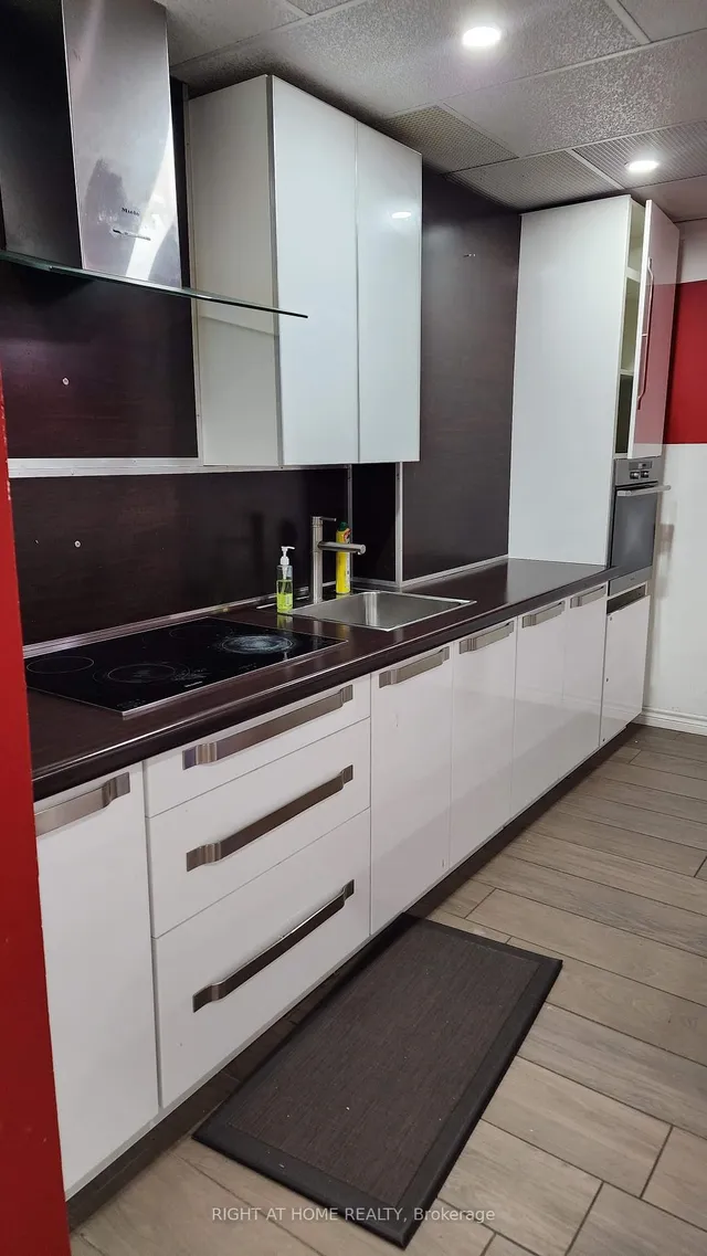 Additional image 6 of 4001 Don mills Rd Unit 108