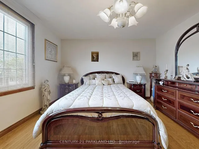 Additional image 20 of 526 Milverton Blvd