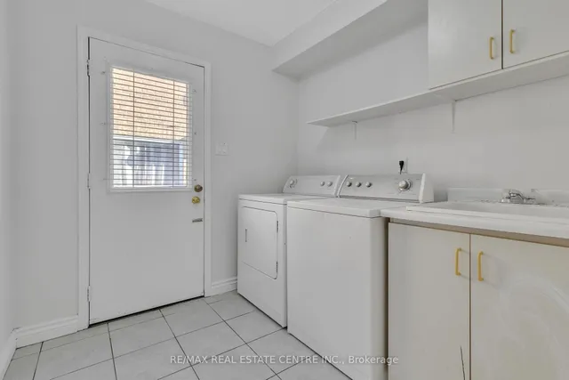 Additional image 15 of 27 Kentucky Dr