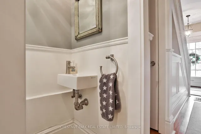 Additional image 26 of 680 Merton St