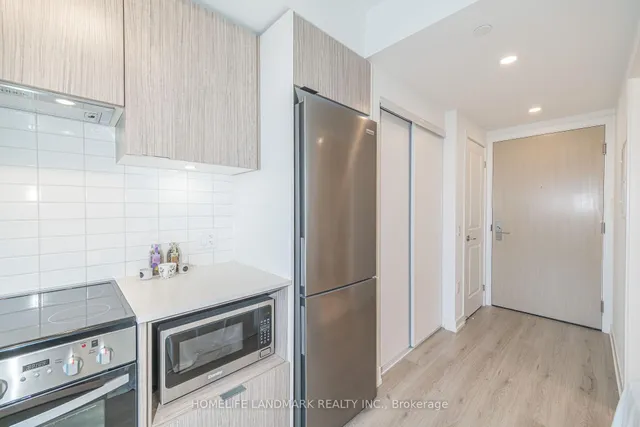 Additional image 14 of 395 Bloor St Unit 4308