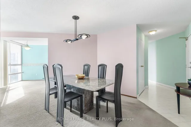 Additional image 9 of 3650 Kaneff Cres Unit 1002