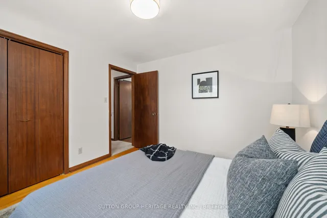 Additional image 32 of 38A Deep Dene Dr