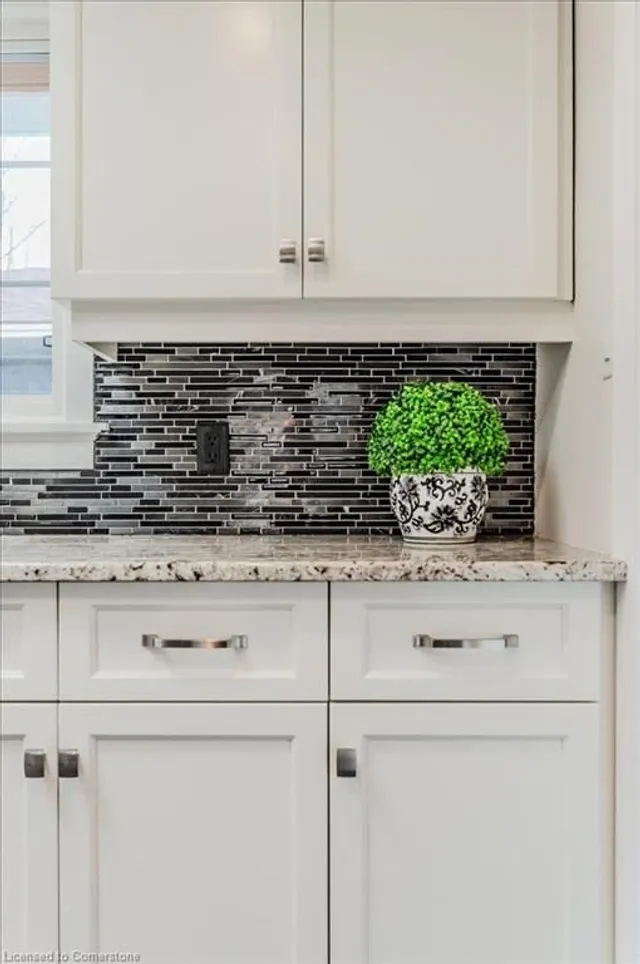 Additional image 39 of 105 Glen Park Cres