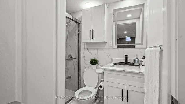 Additional image 24 of 63 Winstanly Cres